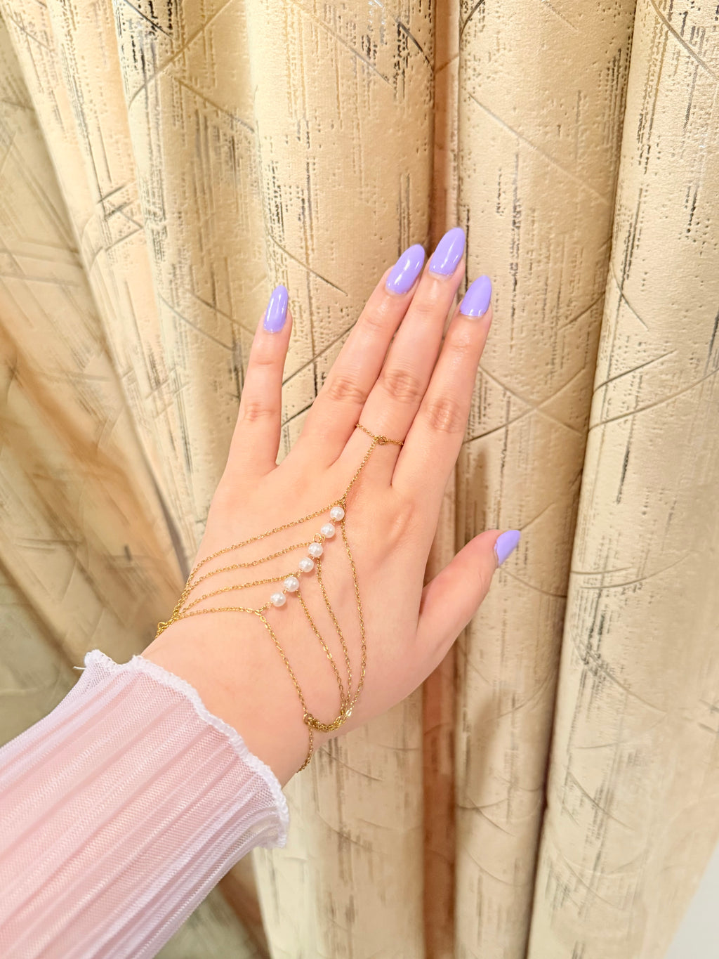 Pearl Cascade Hand Chain
