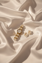 Golden Pearl Watch – Elegant Gold Watch for Women