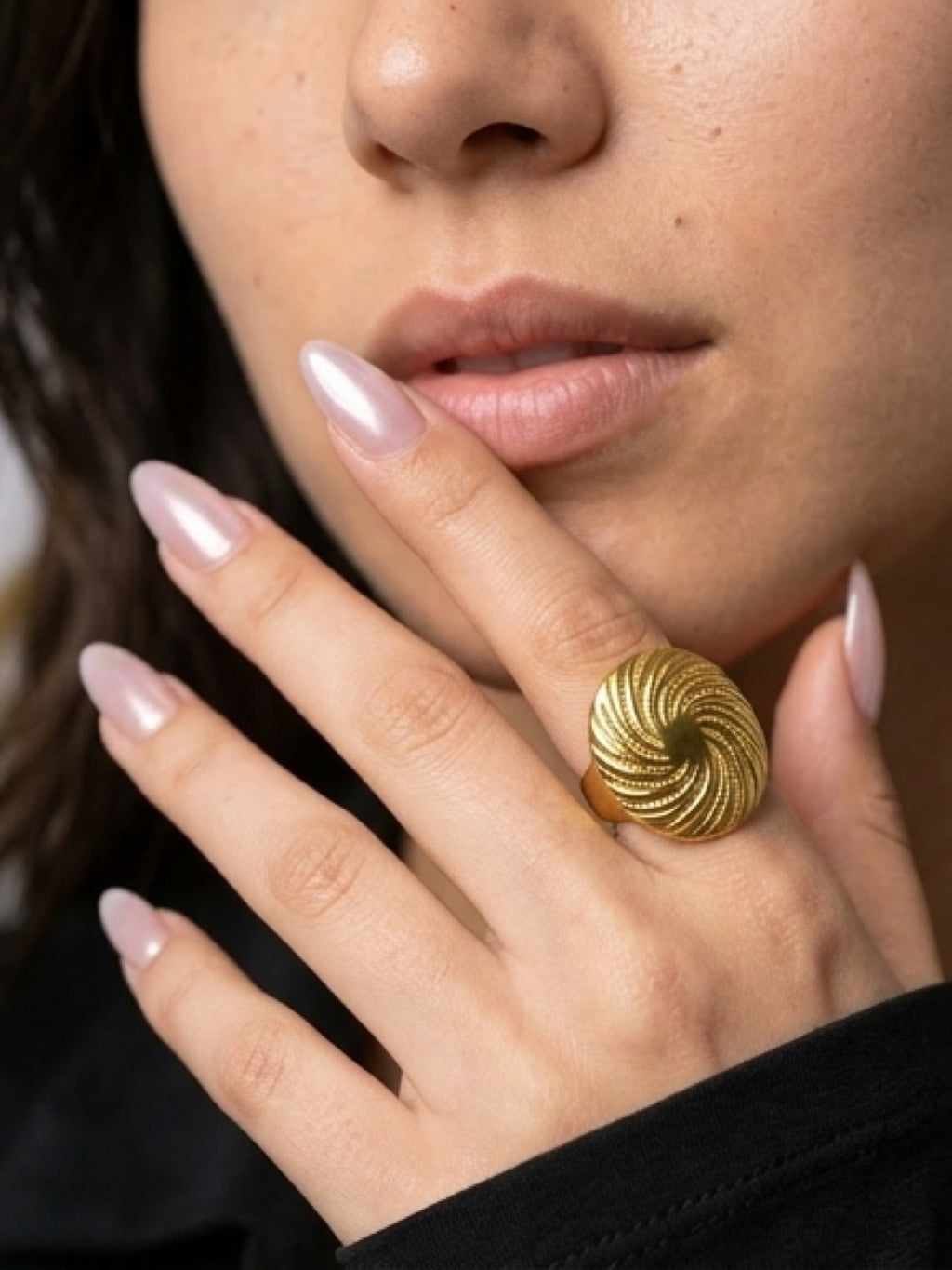 Swirl Luxe Ring – Elegant Minimal Statement Piece
