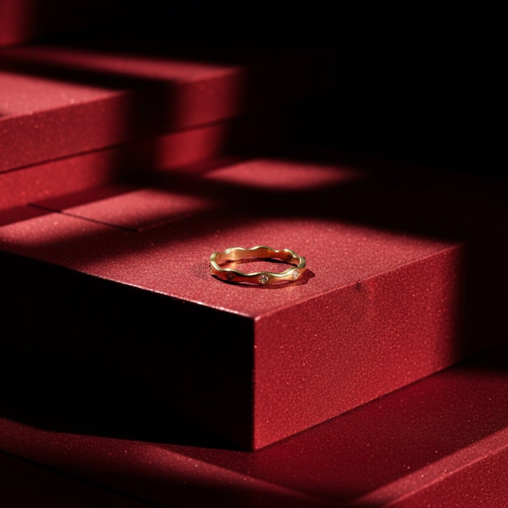 Minimal Crystal Trio Ring – Elegant Gold Three Stone Ring for Women