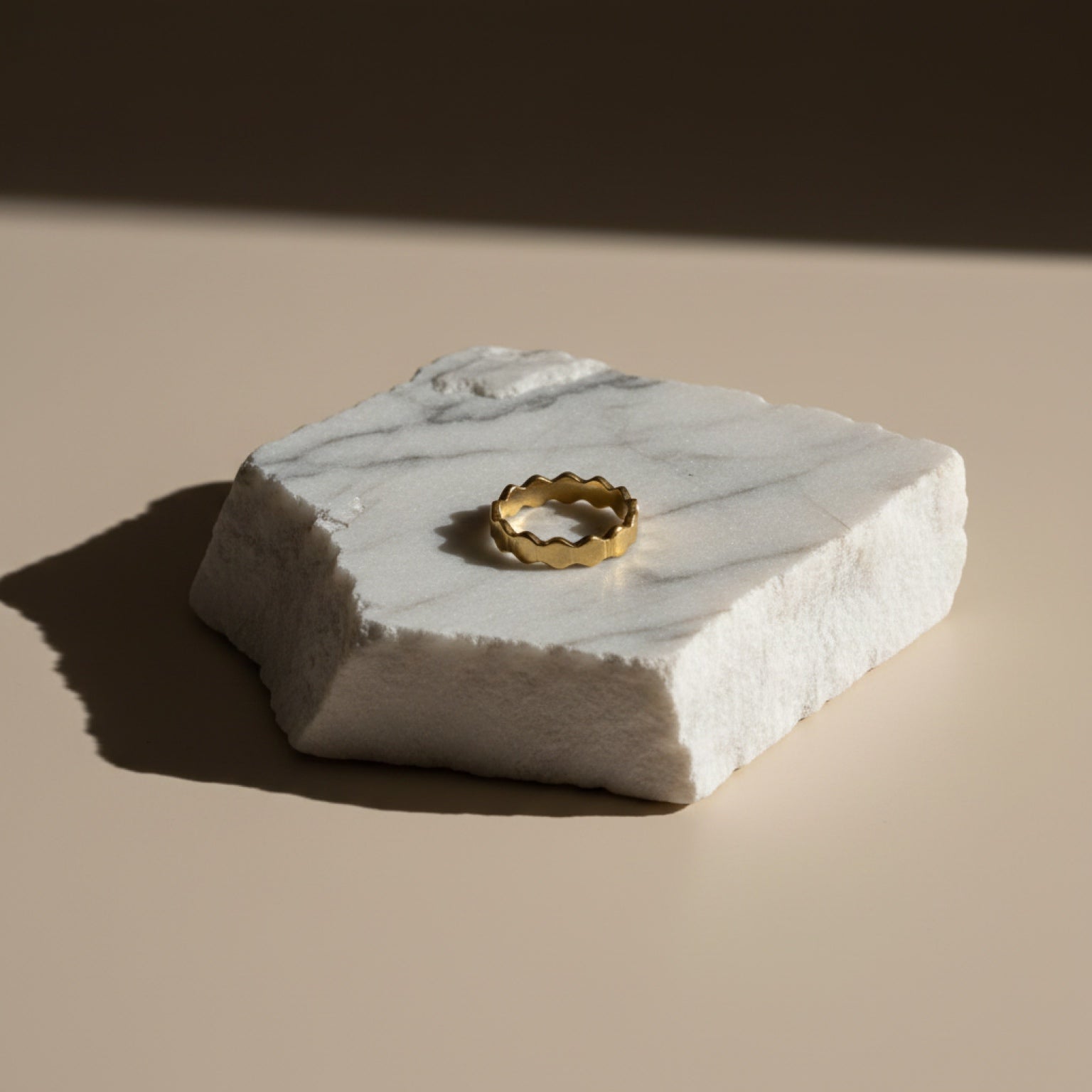 Bold Geometric Statement Ring – Modern Gold Chunky Ring for Women