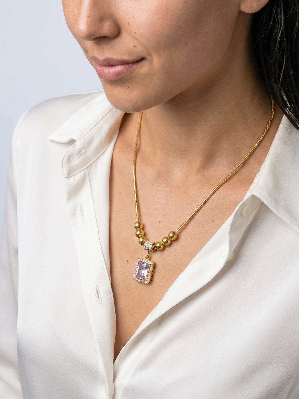 Royal Crystal Pendant Necklace – Elegant Gold Crystal Necklace for Women