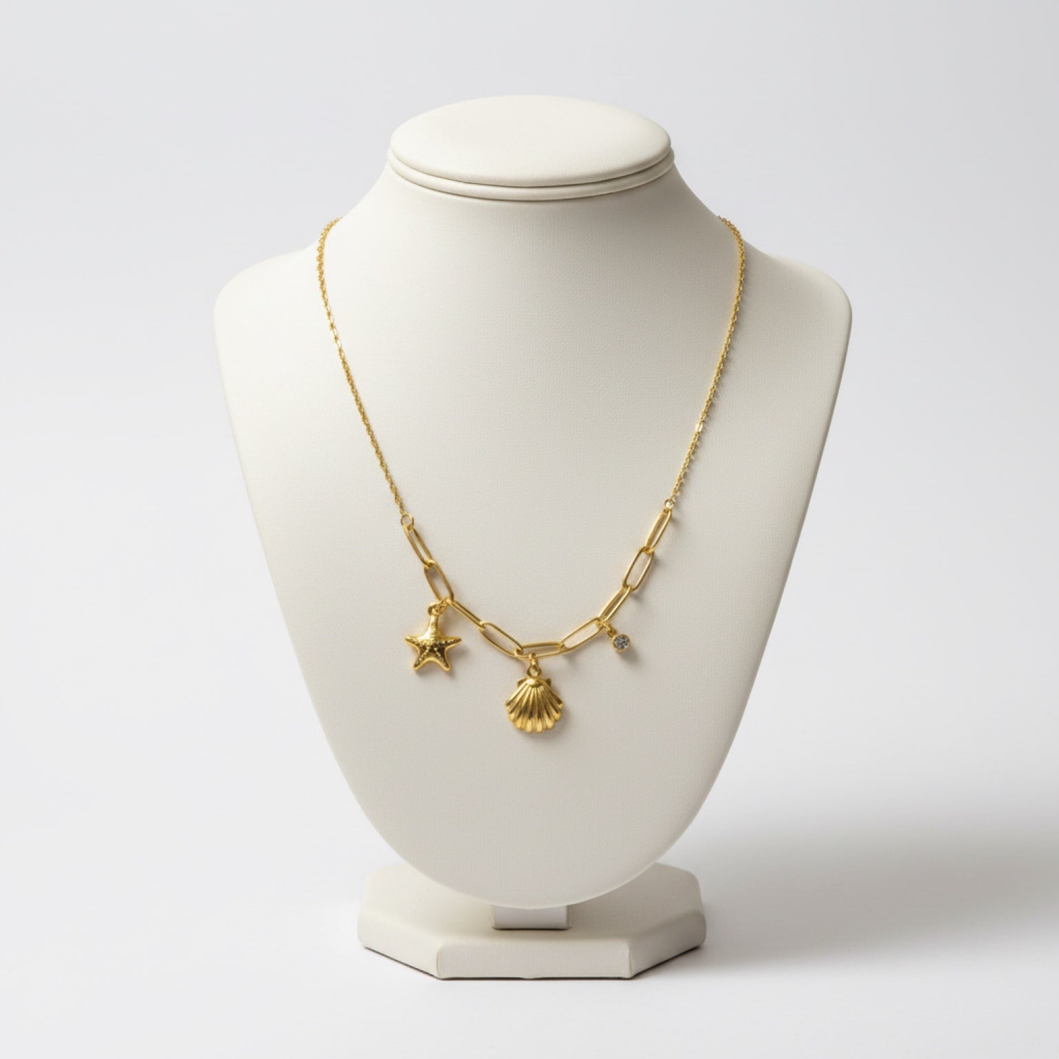 Ocean Charm Link Necklace – Elegant Gold Charm Necklace for Women
