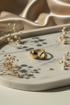 Olive Glow Statement Ring – Elegant Gold Ring for Women