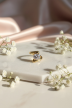 Luna Solitaire Ring – Elegant Gold Ring for Women