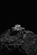 Aurora Diamond Ring – Elegant Gold Ring for Women