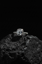 Aurora Diamond Ring – Elegant Gold Ring for Women
