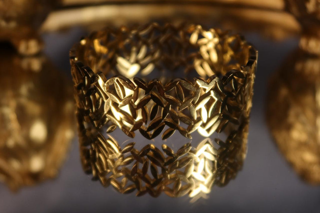 Golden Leaf Wrap Handcuff – Elegant Gold Nature Inspired Handcuff for Women