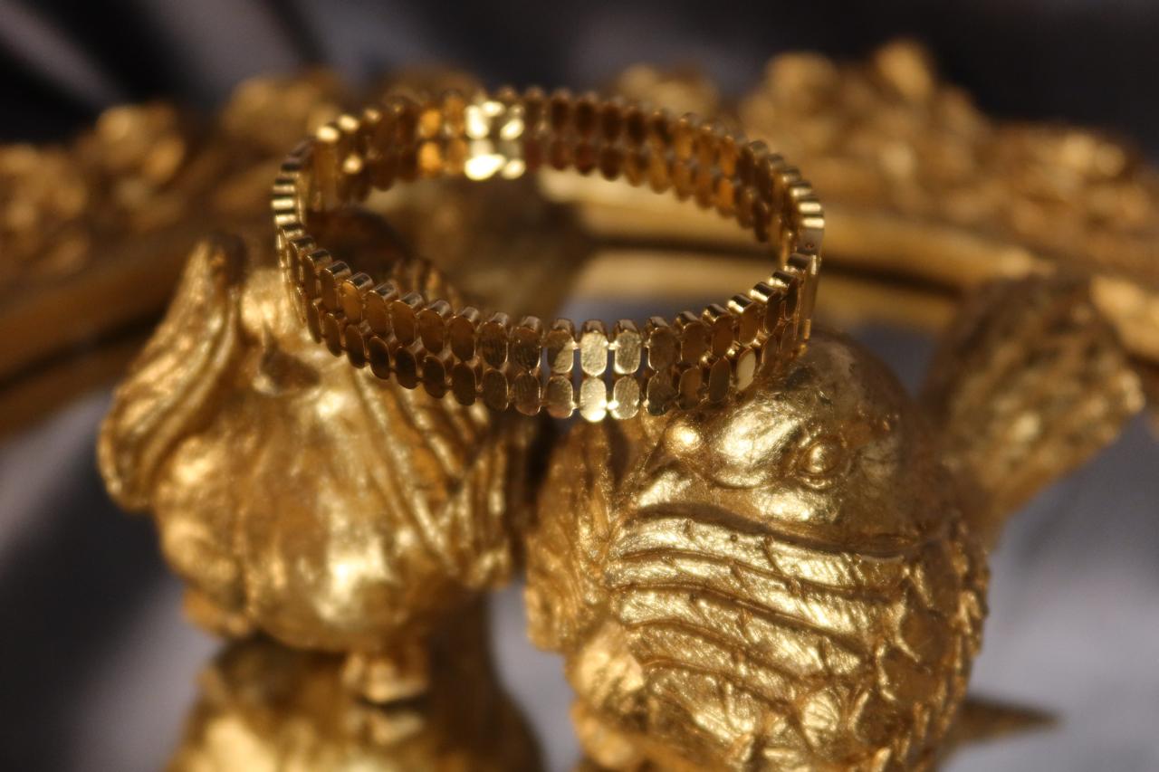 Golden Tile Chain Handcuff – Elegant Gold Statement Handcuff for Women