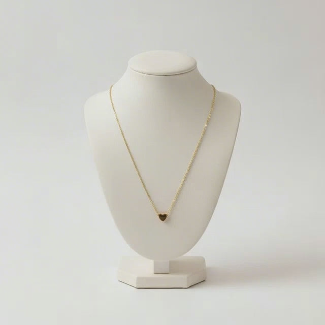 Minimal Heart Pendant Necklace – Elegant Gold Necklace for Women