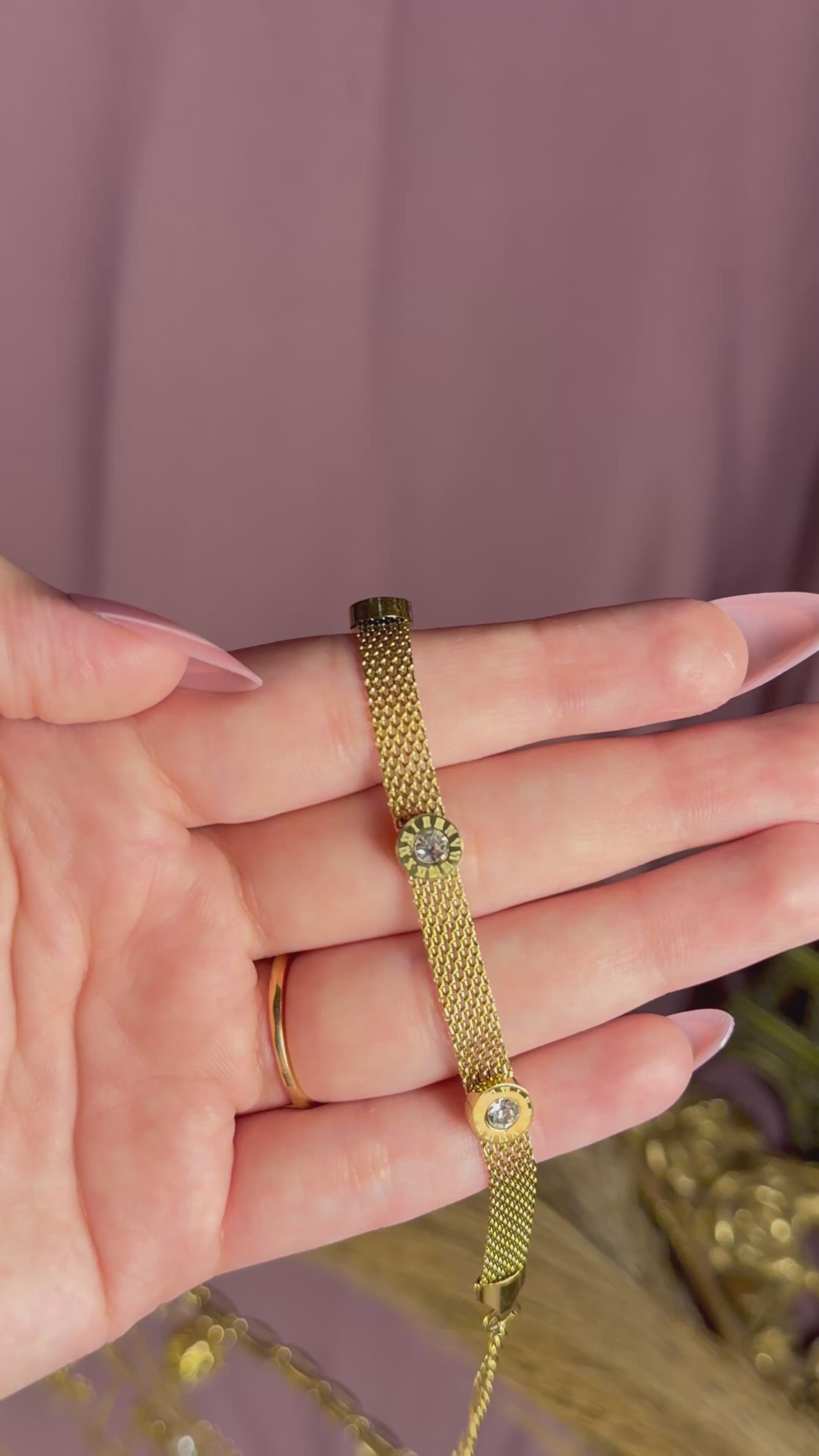 Mesh Strap Bracelet – Elegant Gold Minimal Bracelet for Women