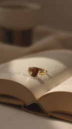 Golden Wave Ring – Elegant Gold Ring for Women