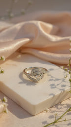 Infinity Spark Ring – Elegant Gold Ring for Women
