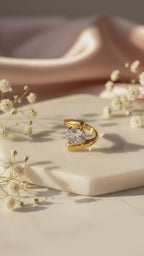 Luna Solitaire Ring – Elegant Gold Ring for Women