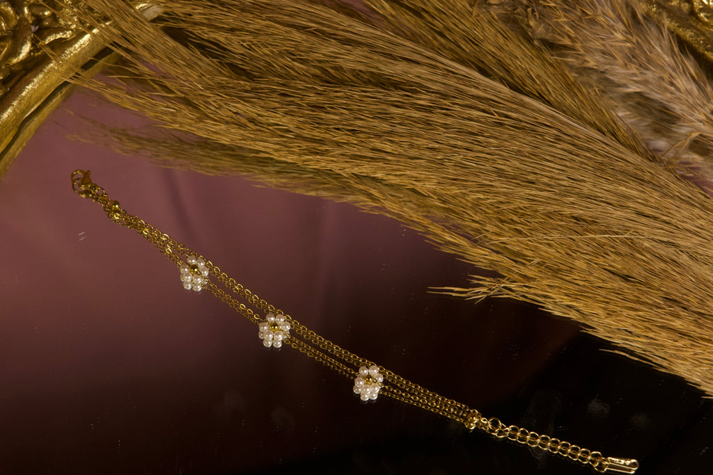 Minimal Bar Bracelet – Elegant Gold Minimal Bracelet for Women