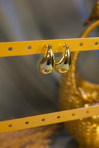 Curved Teardrop Hoops – Elegant Gold Hoop Earrings for Women