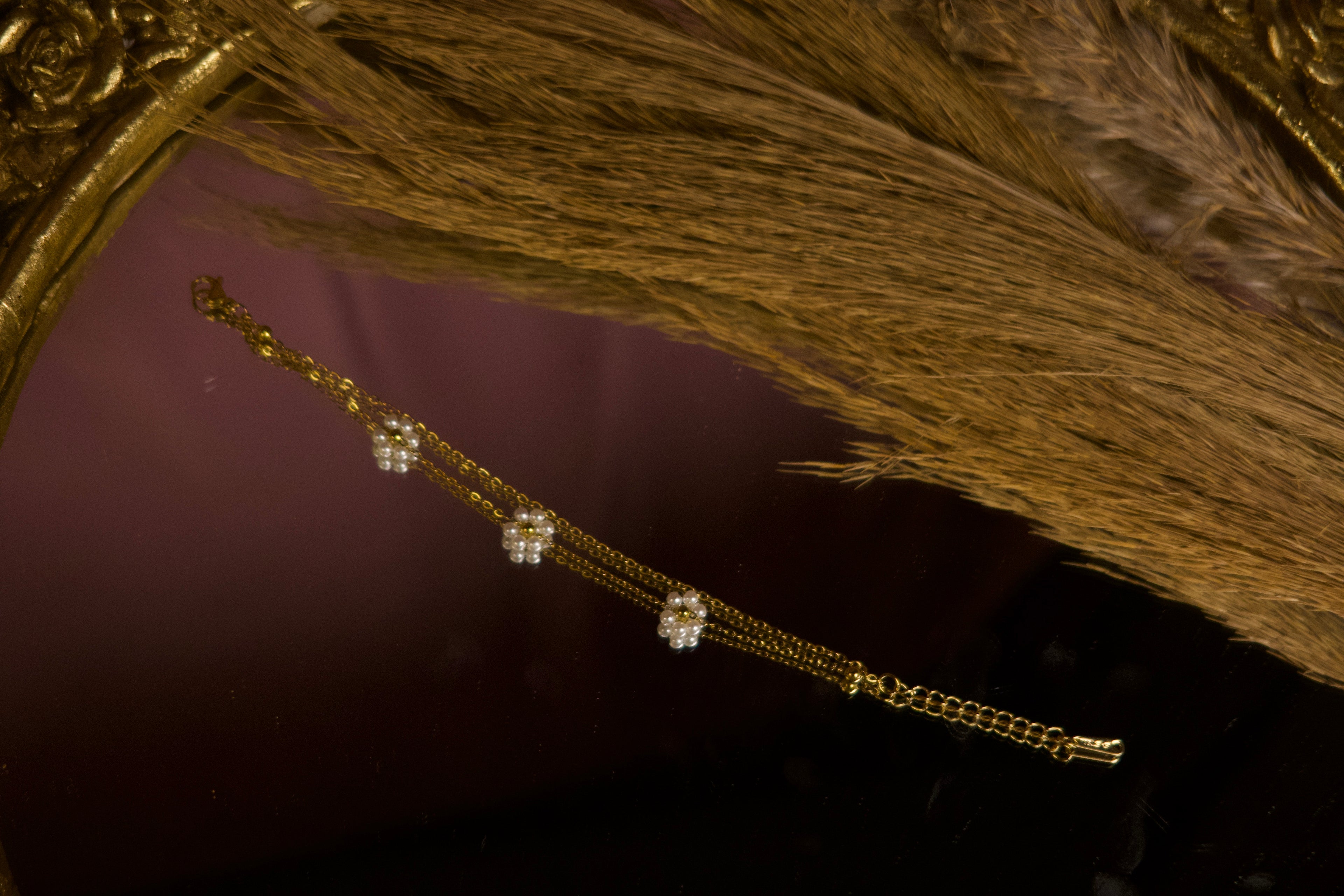 Minimal Bar Bracelet – Elegant Gold Minimal Bracelet for Women